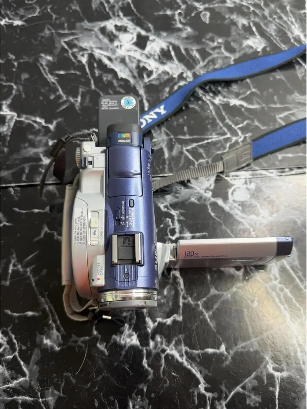Sony DCR-DVD300 DVD Handycam Camcorder Color LCD + Tons Of Extras